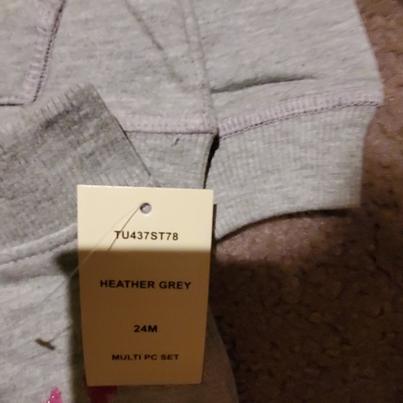 True religion girl sweat hoodie outfit host pick june 24 - Picture 4 of 9